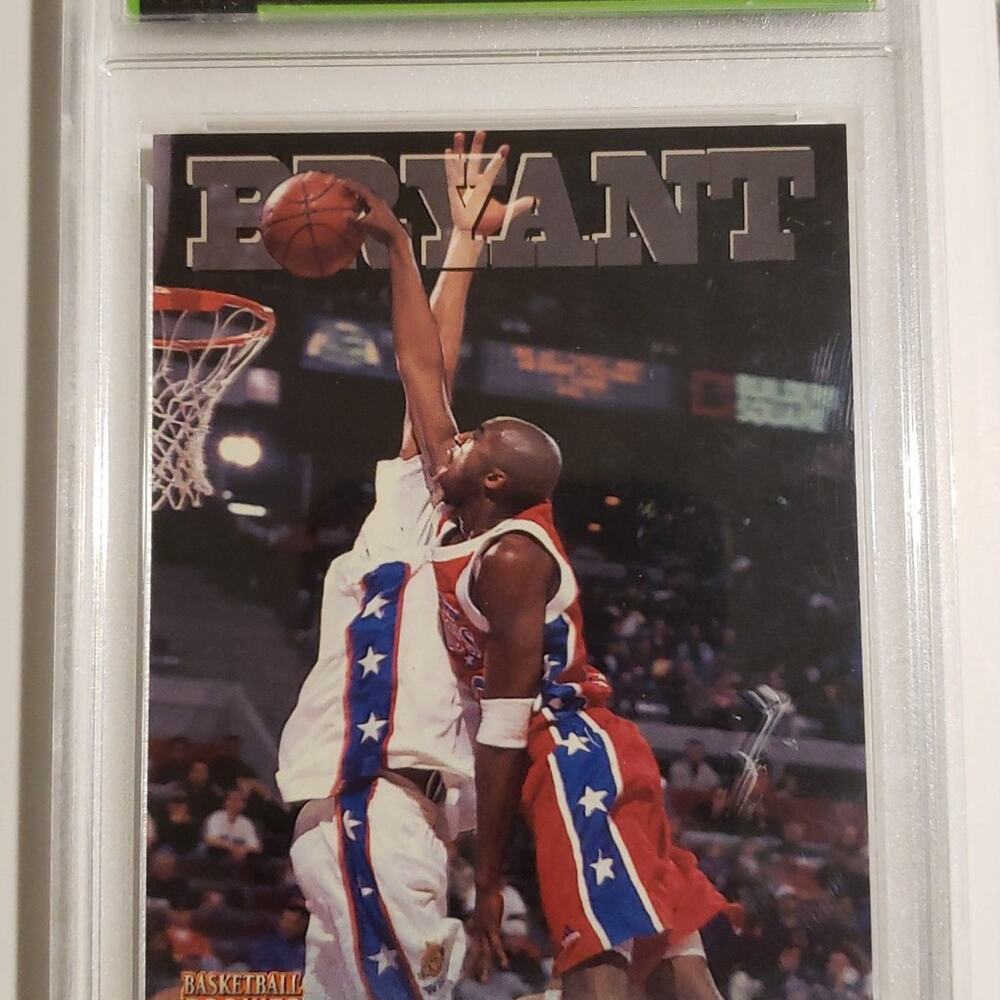 1995 Score Board Rookies Kobe Bryant #15 (Graded @ Degree 9) Basketball Card